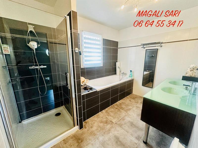 Villa - 158 m² - 6 pièces