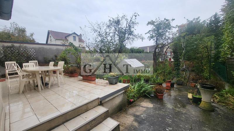 Local commercial - 255 m² - 3 pièces