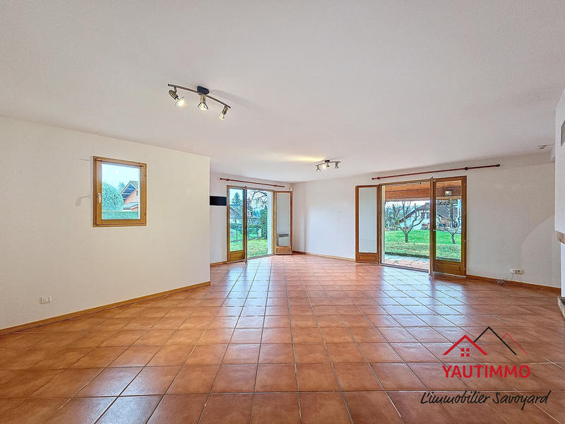 Maison - 121 m² - 5 pièces