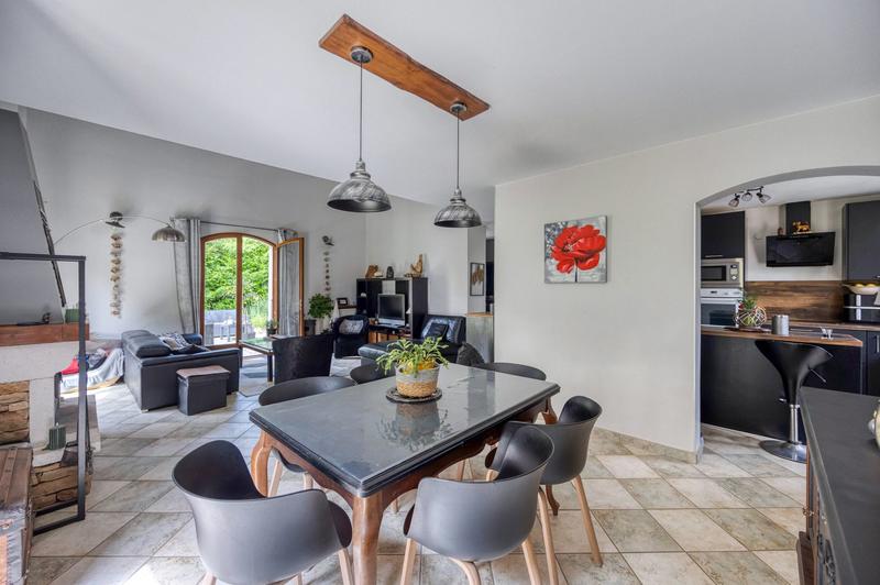 Maison - 154 m² - 7 pièces