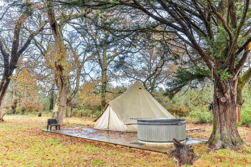 Propriété - 90 m² - 5 pièces