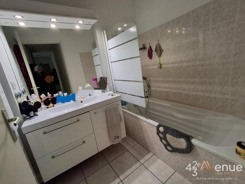 Appartement - 82 m² - 4 pièces