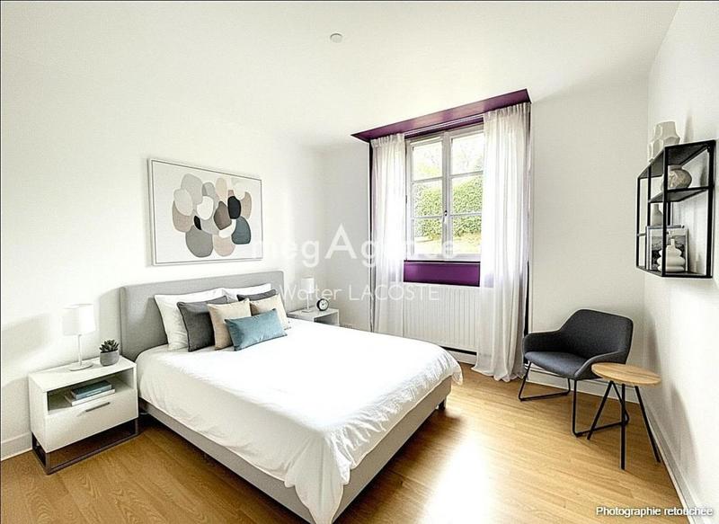 Appartement - 80 m² - 4 pièces