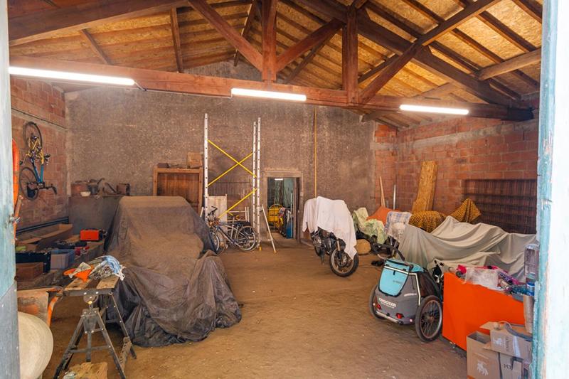 Grange - 90 m² - 1 pièce