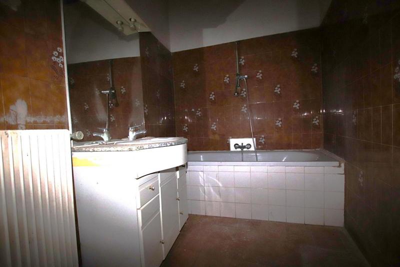 Appartement - 90 m² - 4 pièces