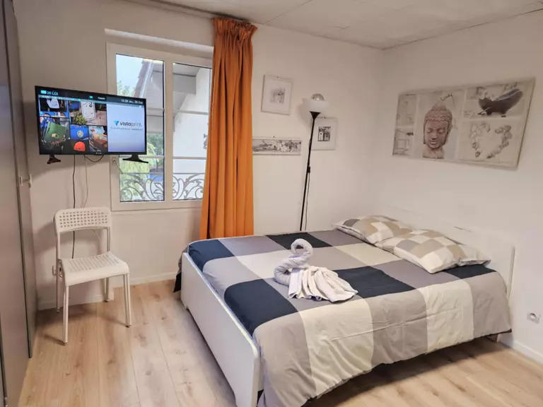 Studio - 25 m² - 1 pièce