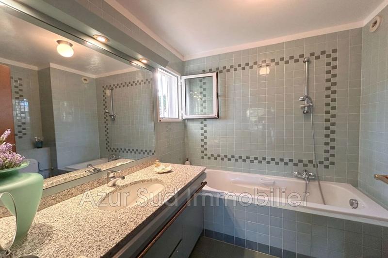 Appartement - 79 m² - 3 pièces