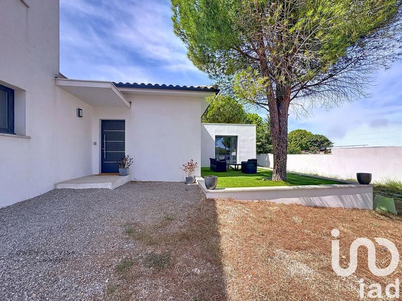 Maison - 260 m² - 6 pièces