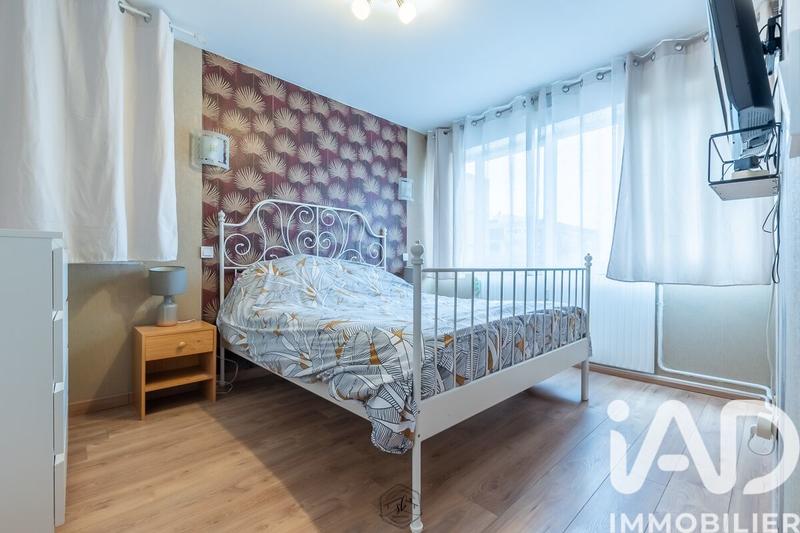 Appartement - 102 m² - 6 pièces