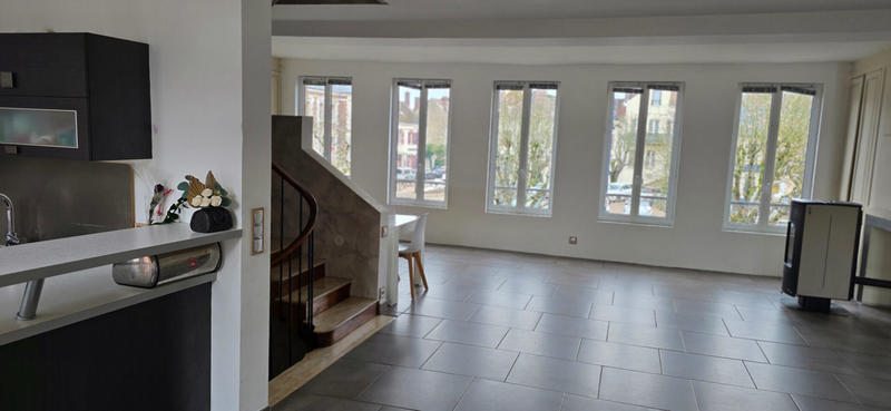 Maison - 227 m² - 10 pièces