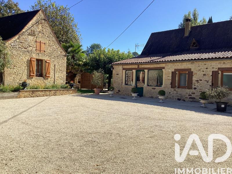 Maison de campagne - 199 m² - 11 pièces