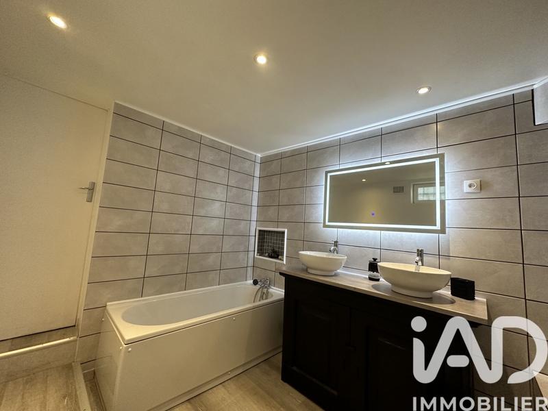 Maison - 102 m² - 6 pièces