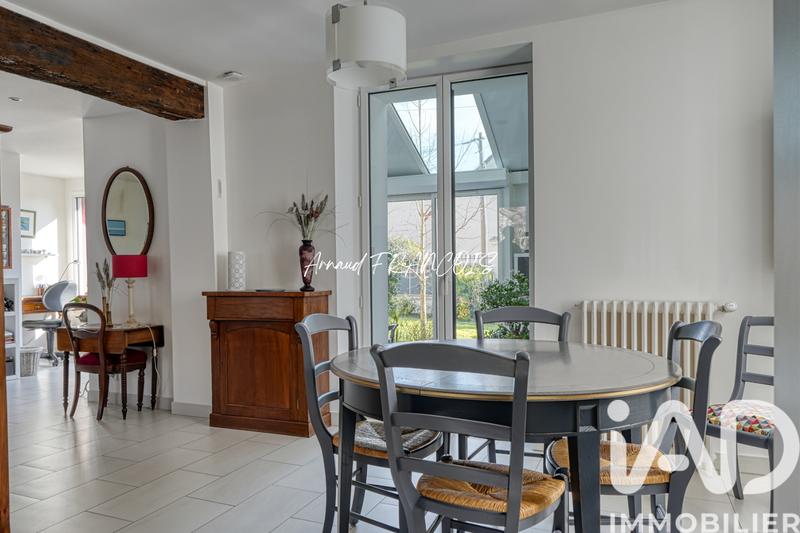 Maison - 190 m² - 8 pièces