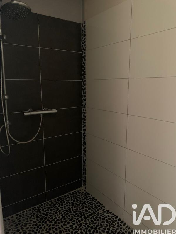 Maison - 228 m² - 8 pièces