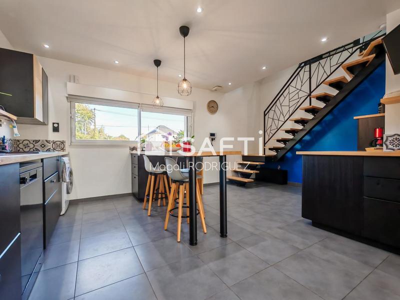 Maison - 188 m² - 8 pièces