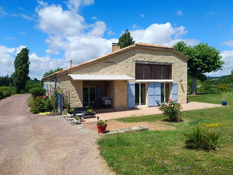 Maison - 350 m² - 8 pièces