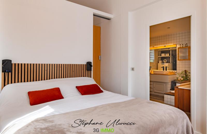 Maison d'architecte - 263 m² - 9 pièces