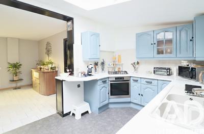 Maison - 122 m² - 4 pièces