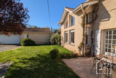 Maison - 191 m² - 7 pièces