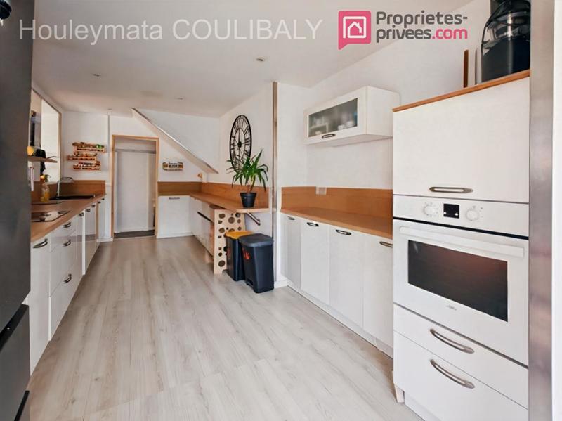 Maison - 111 m² - 5 pièces