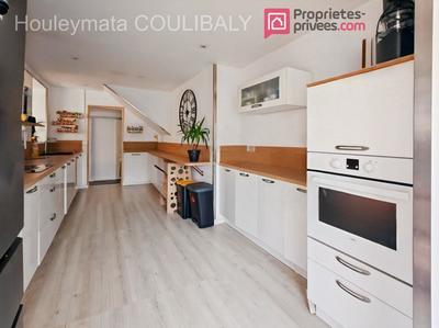 Maison - 111 m² - 5 pièces