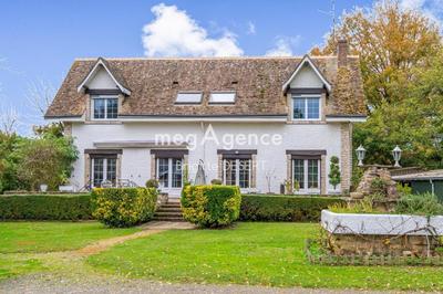 Maison - 206 m² - 8 pièces