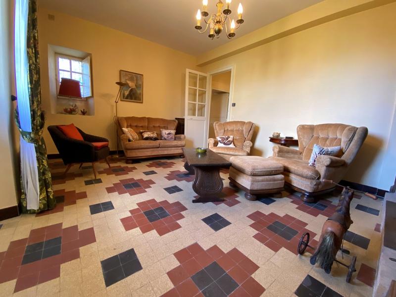 Maison - 149 m² - 7 pièces