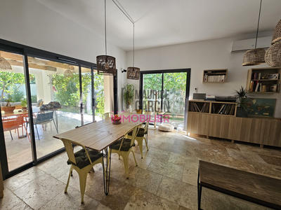 Villa - 130 m² - 4 pièces