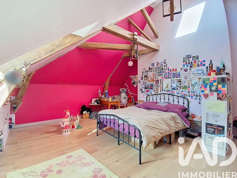 Maison - 317 m² - 11 pièces