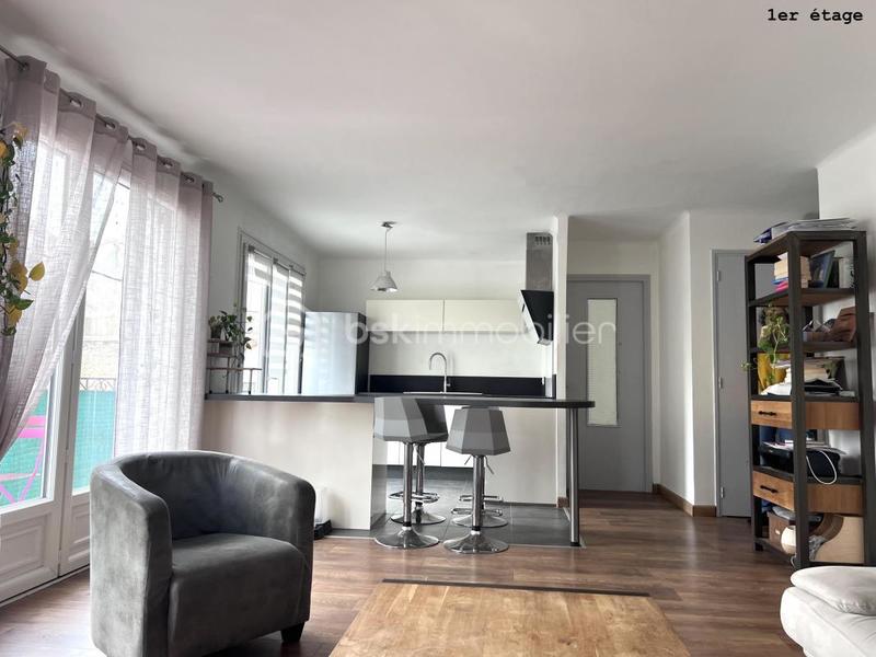 Maison - 152 m² - 6 pièces