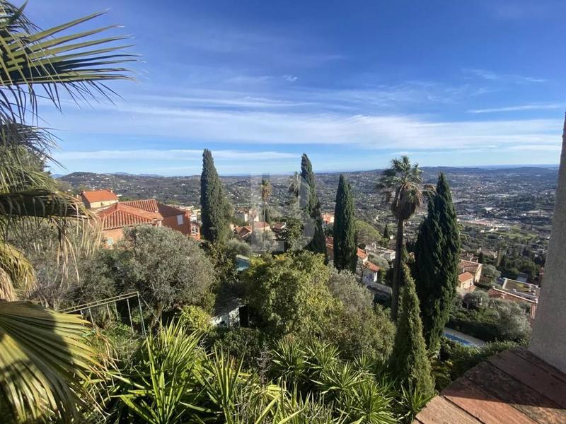 Maison - 322 m² - 10 pièces