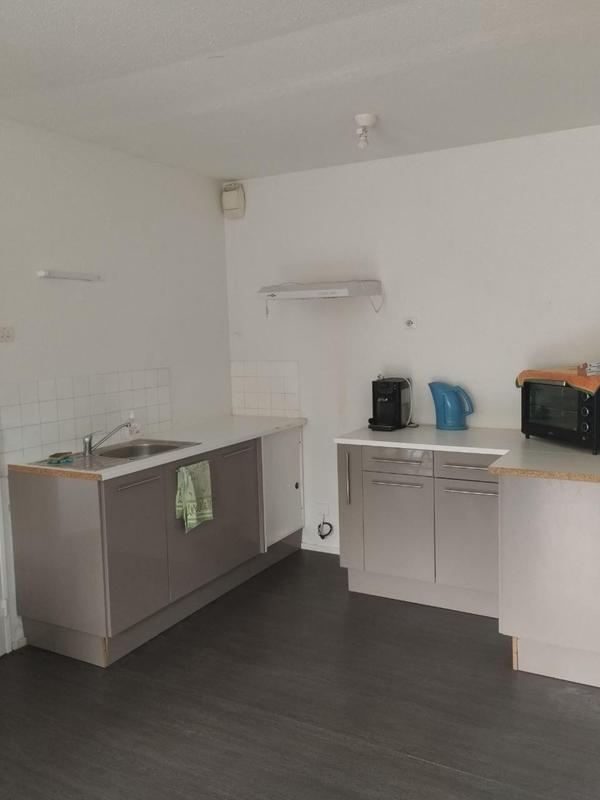 Appartement - 64 m² - 2 pièces