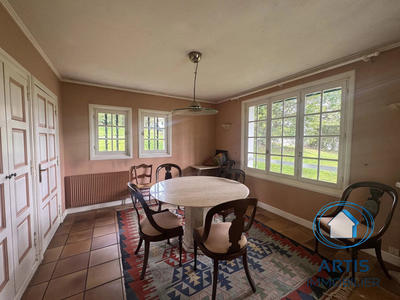 Maison - 183 m² - 8 pièces