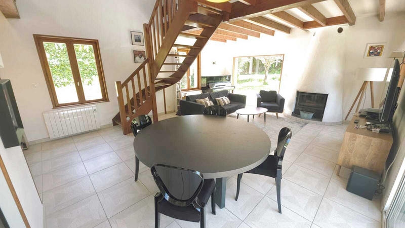 Villa - 90 m² - 4 pièces