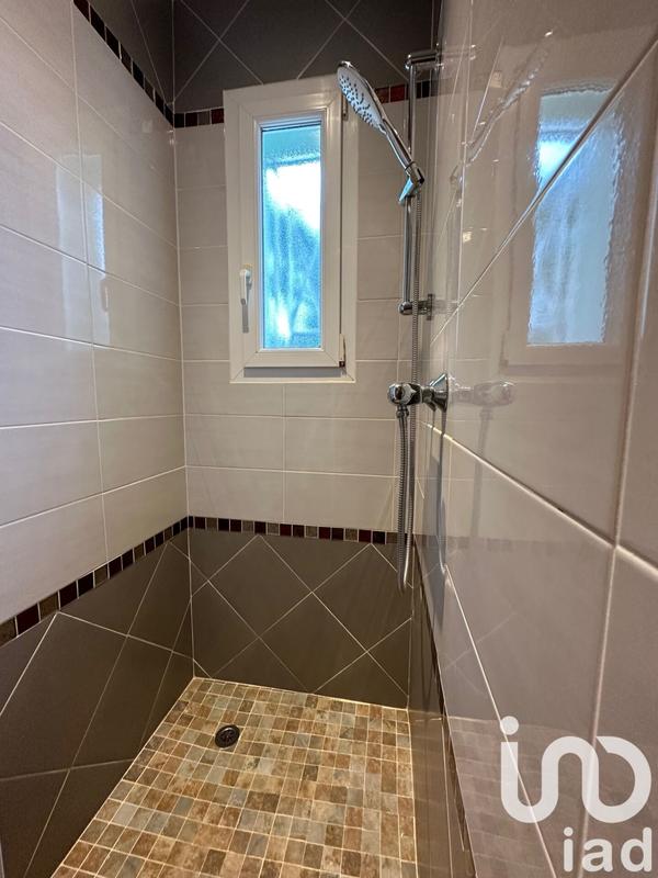 Maison - 166 m² - 5 pièces