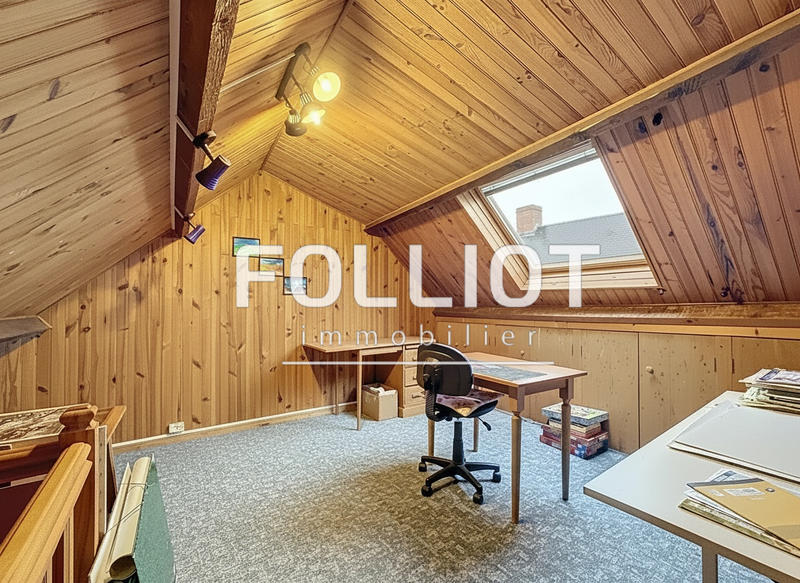 Maison - 140 m² - 5 pièces