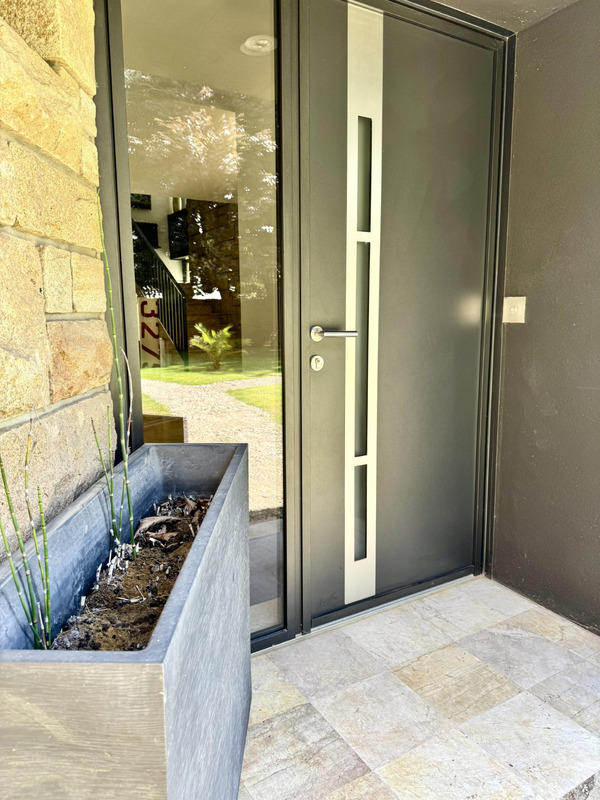 Maison - 311 m² - 8 pièces