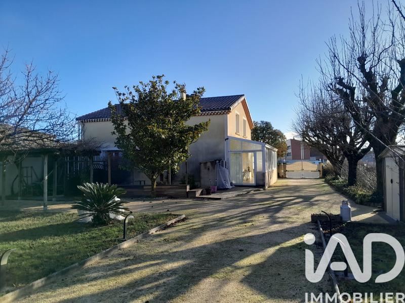 Maison - 186 m² - 7 pièces