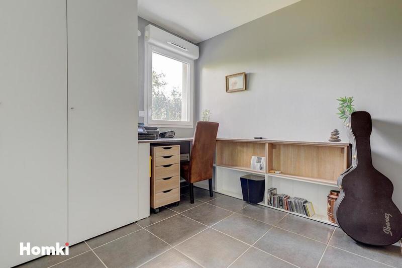 Appartement - 90 m² - 4 pièces