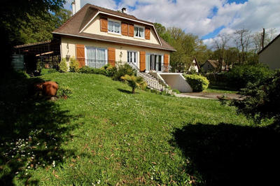 Maison - 183 m² - 6 pièces