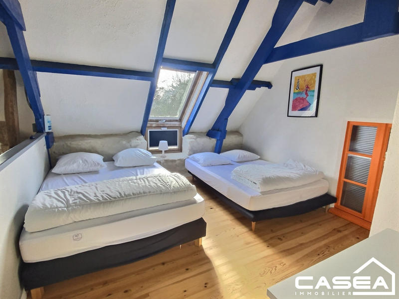 Maison ancienne - 300 m² - 15 pièces