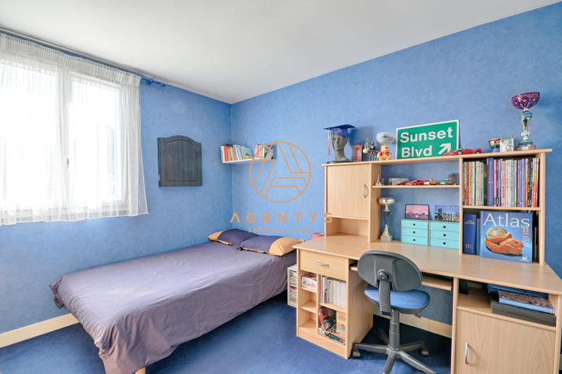 Maison - 144 m² - 7 pièces