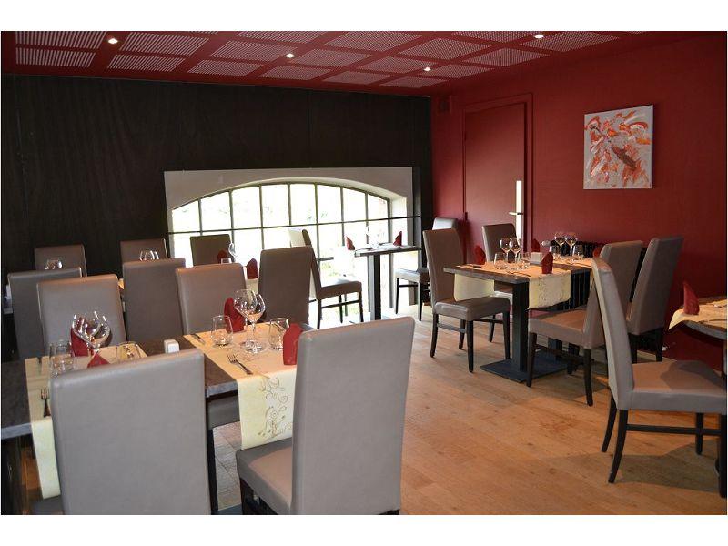 Fonds de commerce - Bureau - 140 m²