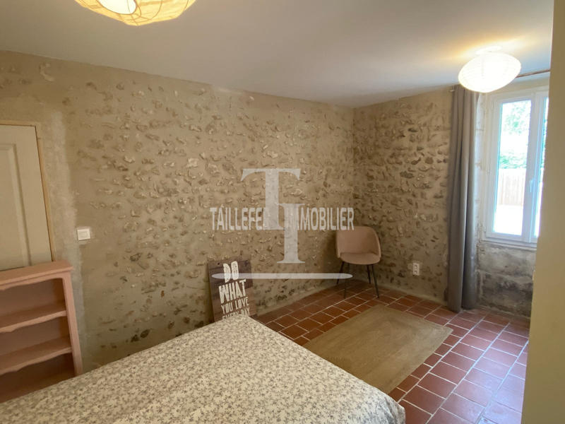 Maison - 298 m² - 9 pièces