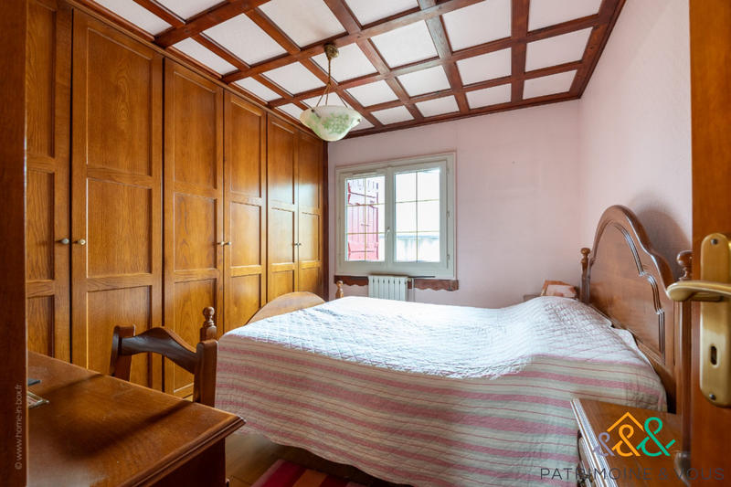 Châlet - 198 m² - 7 pièces