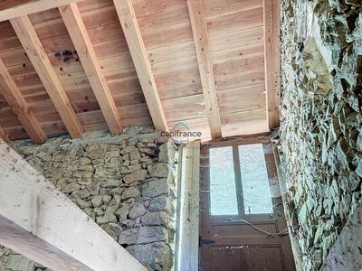 Propriété - 145 m² - 4 pièces