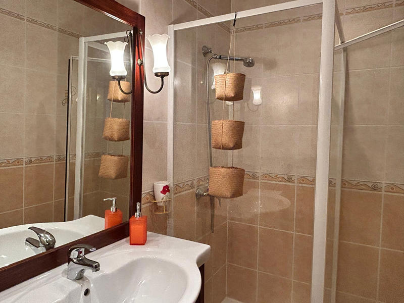 Maison - 200 m² - 6 pièces