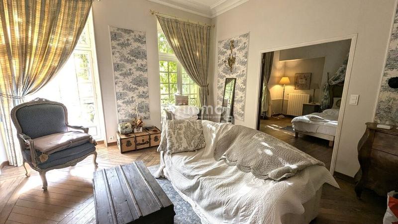 Hôtel particulier - 374 m² - 10 pièces