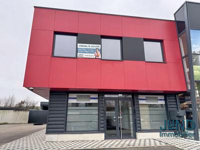 Local d'activités - 123 m²