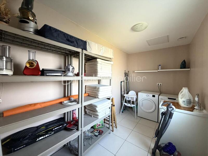 Maison - 174 m² - 6 pièces